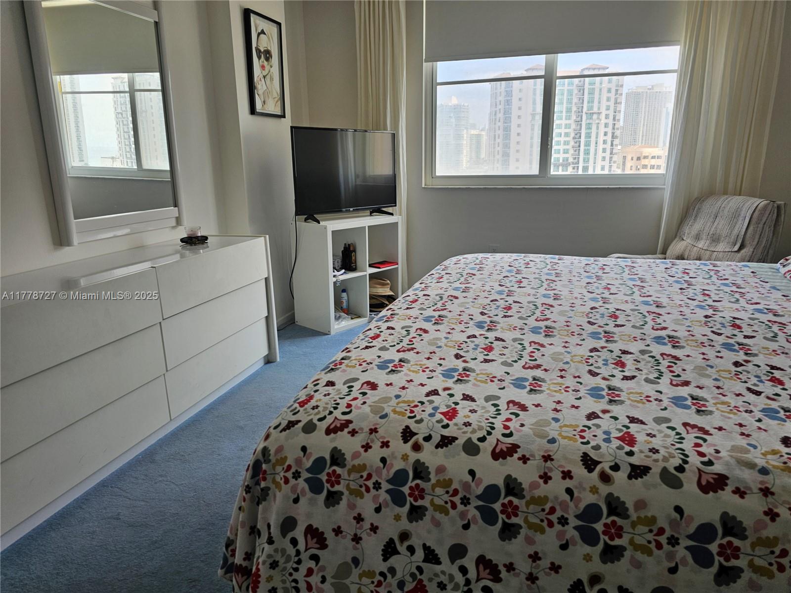 Ver detalles 905 2 / 2 1350 sq. ft. $ 2025-04-08 0 foto