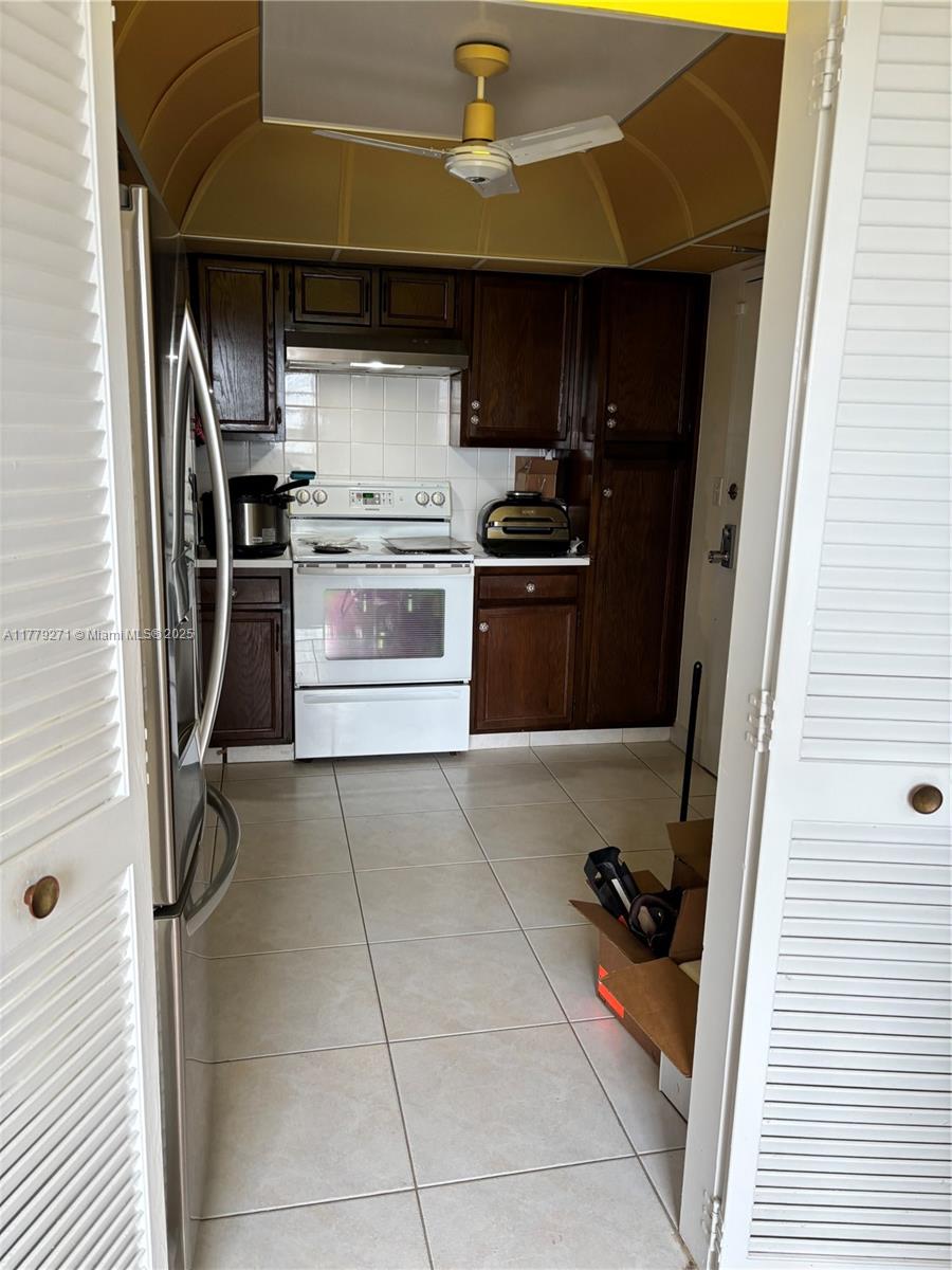 Подробнее 714 2 / 2 1350 кв.футов $ 2025-08-30 0 Фото