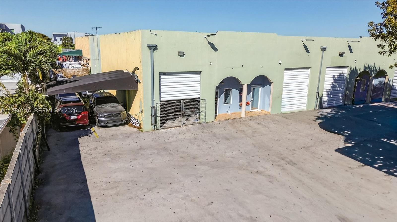 10  /   sq. ft. $ 2026-04-10 0 foto