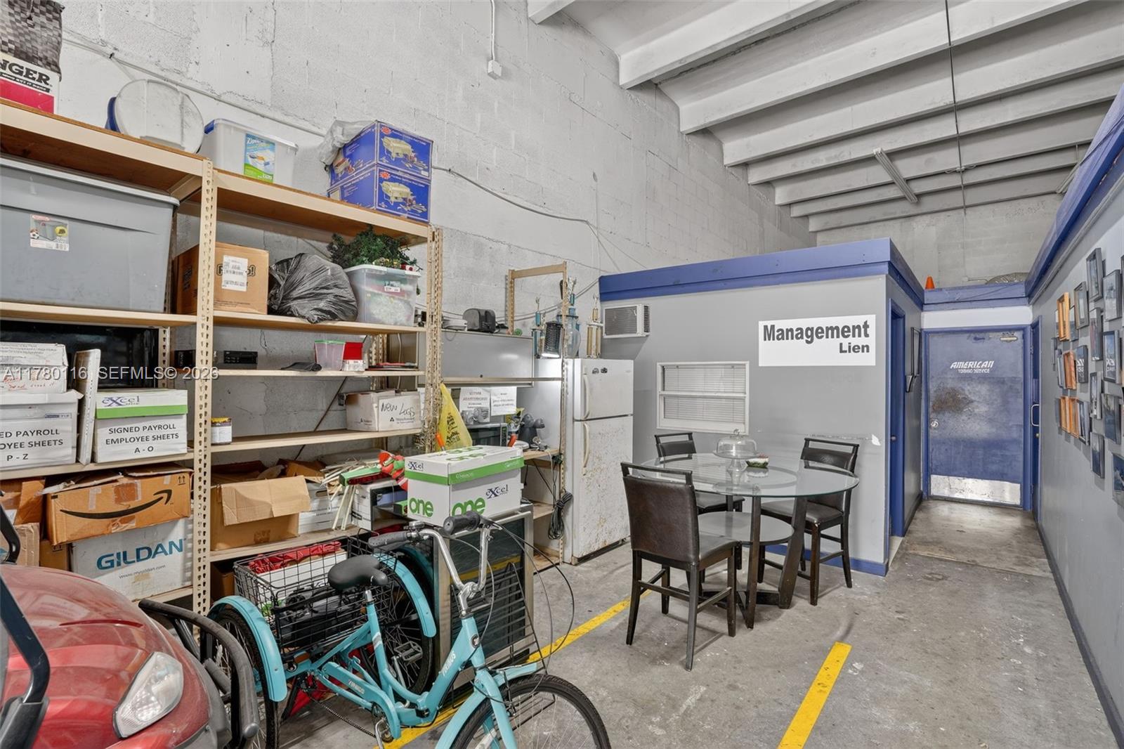 10  /   sq. ft. $ 2026-04-10 0 foto