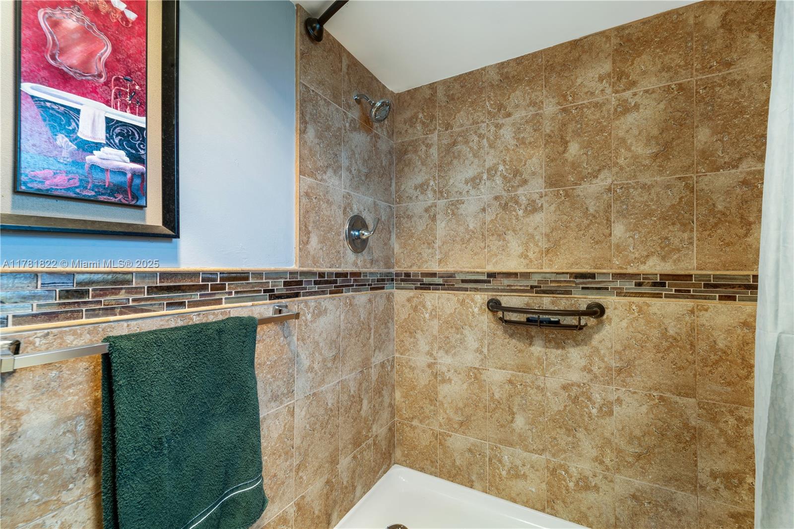 106 1 / 1 640 sq. ft. $ 2025-07-08 0 Photo