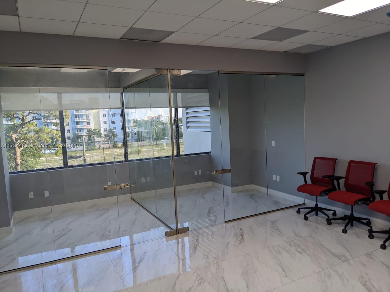 308  /   sq. ft. $ 2025-08-06 0 Photo