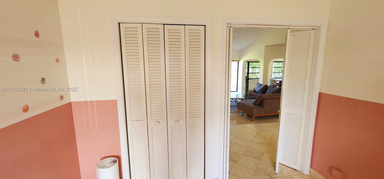 See details 22310 3 / 2 1658 sq. ft. $ 2025-10-11 0 Photo