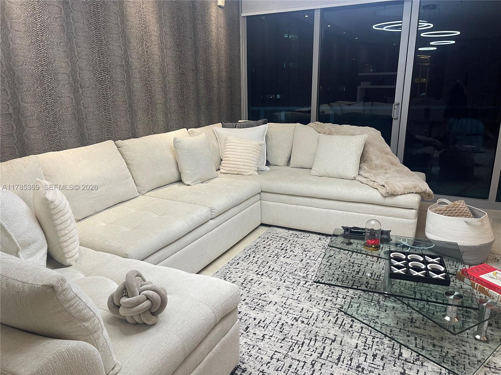 Photo of 3101 Ocean Dr  #1707, Hollywood, Florida, 33019 - 