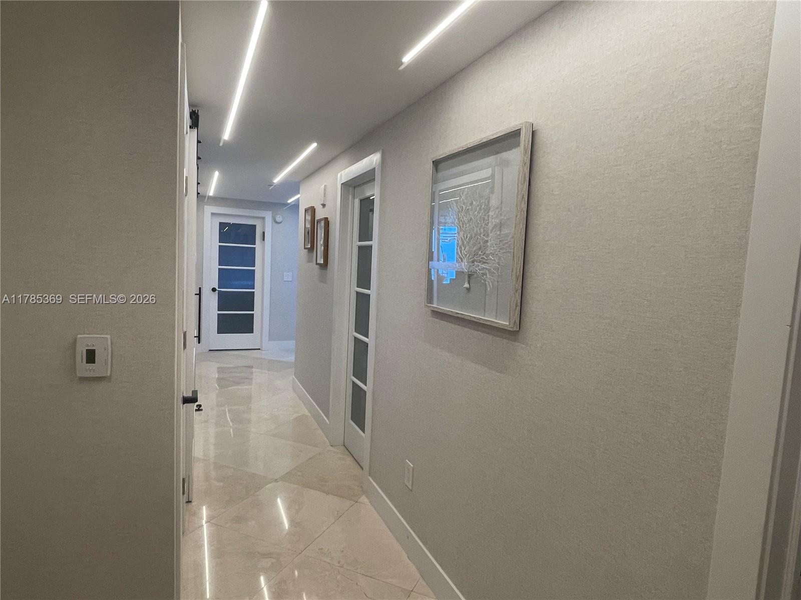 Photo of 3101 Ocean Dr  #1707, Hollywood, Florida, 33019 - 
