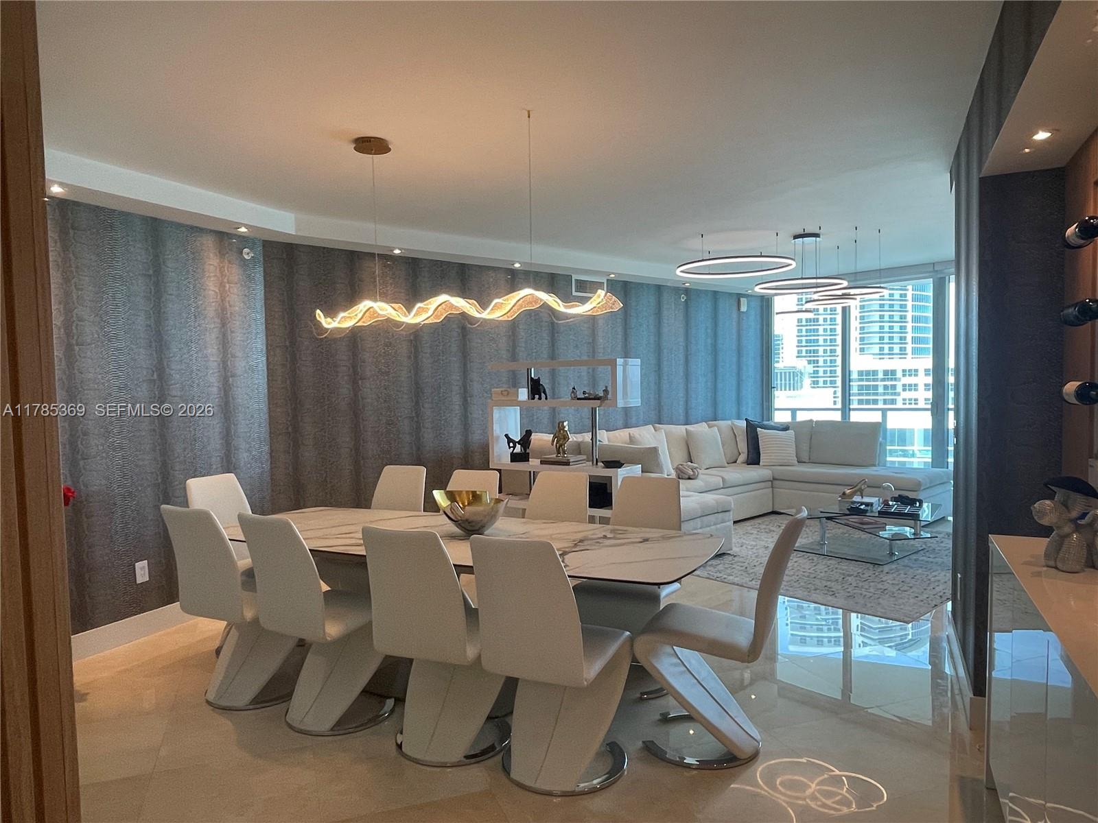 Photo of 3101 Ocean Dr  #1707, Hollywood, Florida, 33019 - 