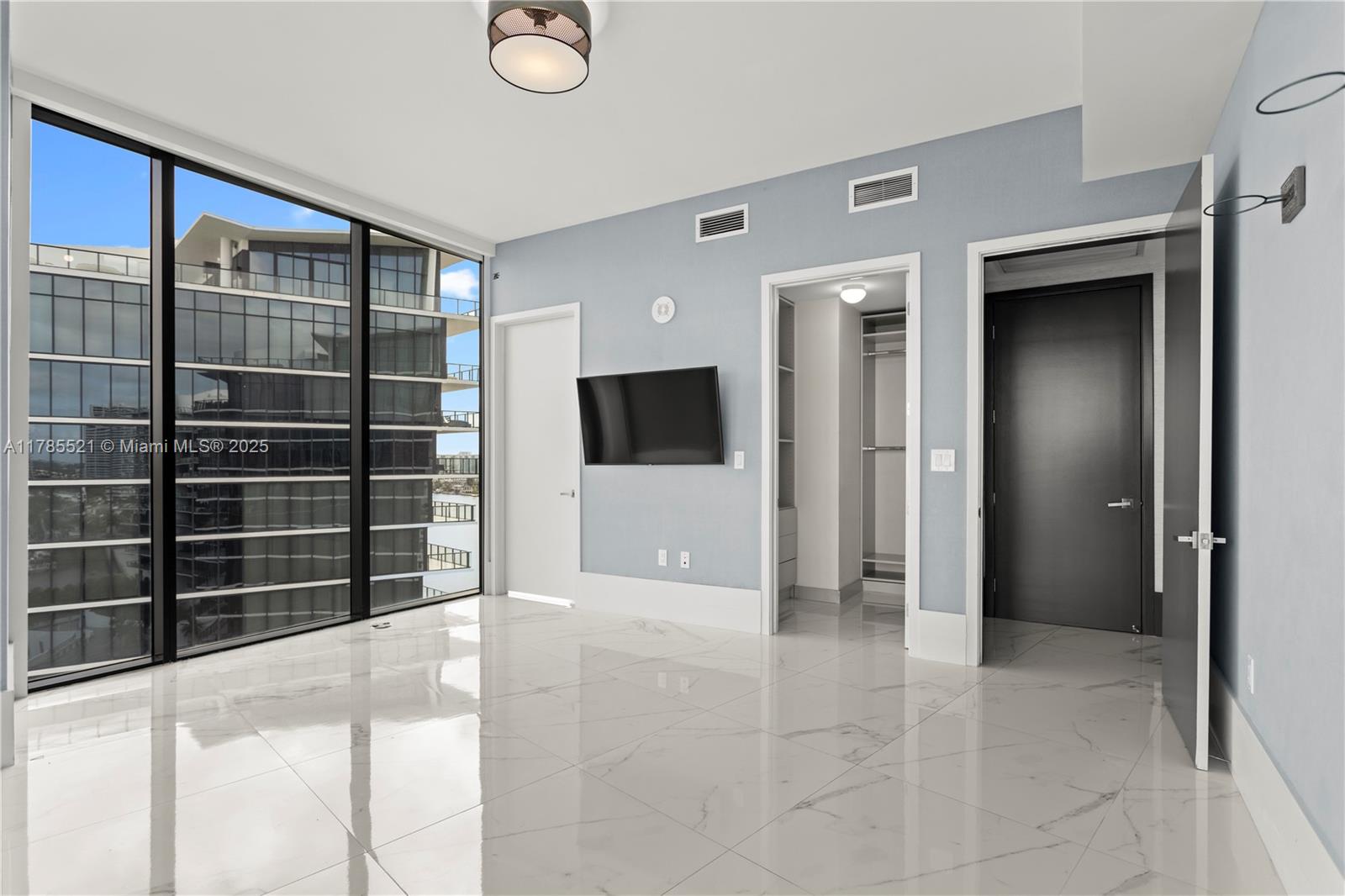 Photo of 5000 Island Estates Dr  #1208, Aventura, Florida, 33160 - 