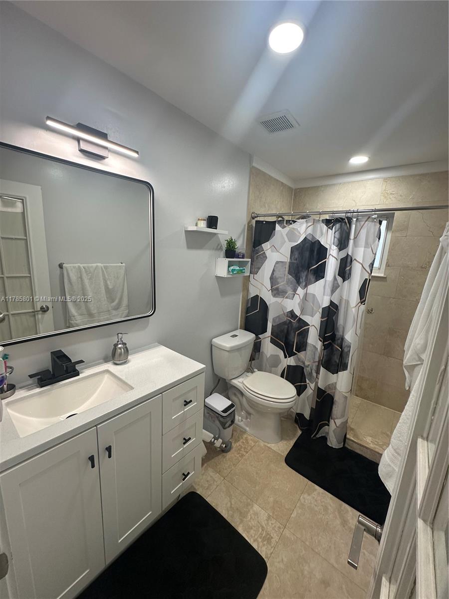 See details 7531 2 / 1 854 sq. ft. $ 2025-12-12 0 Photo