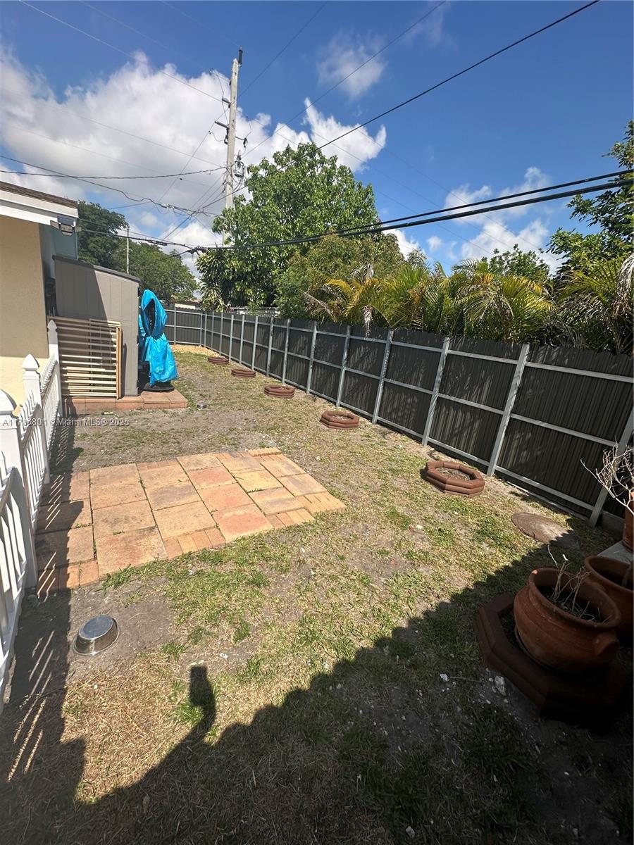 See details 7531 2 / 1 854 sq. ft. $ 2025-12-12 0 Photo