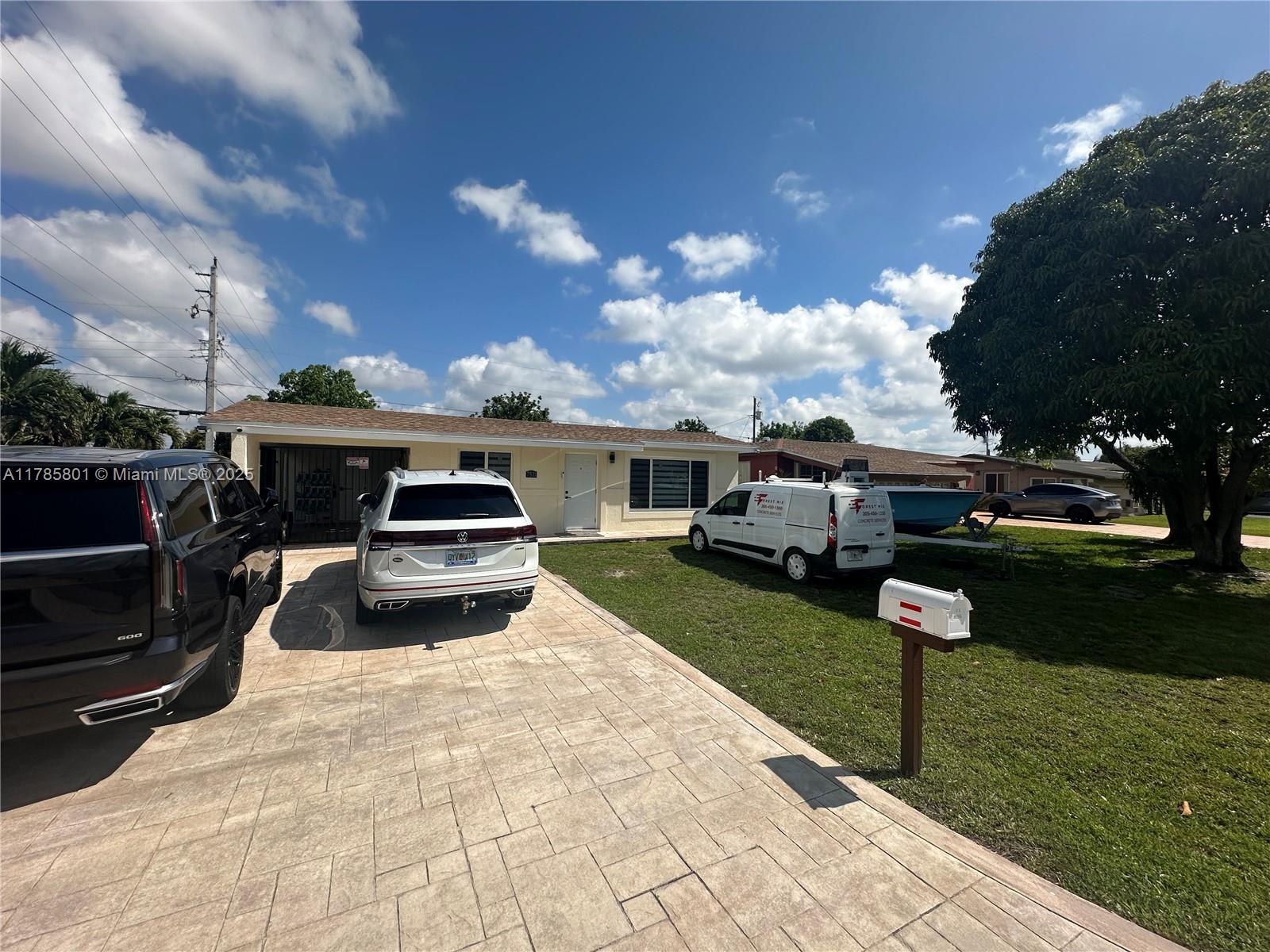 See details 7531 2 / 1 854 sq. ft. $ 2025-12-12 0 Photo