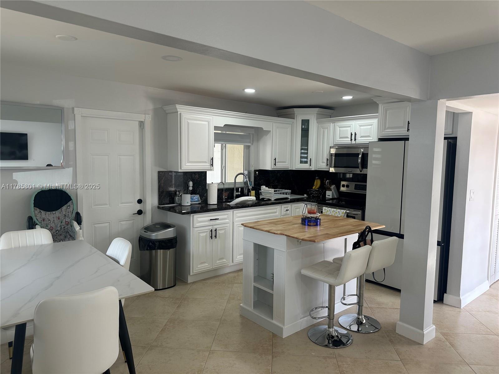 See details 7531 2 / 1 854 sq. ft. $ 2025-12-12 0 Photo