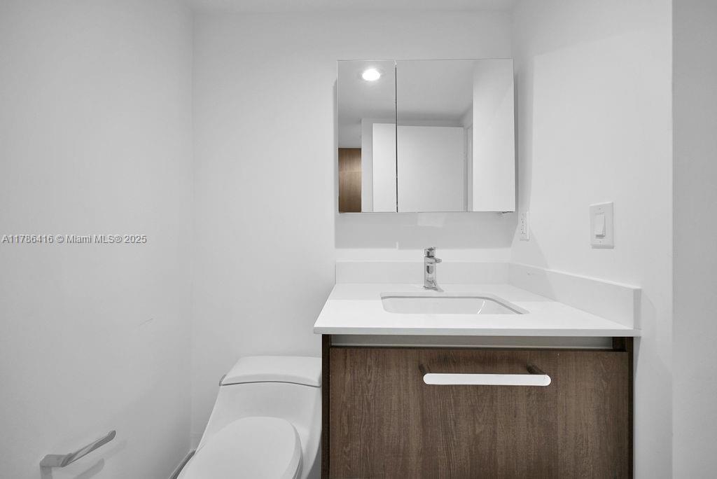 2708 3 / 3 1580 sq. ft. $ 2025-04-18 0 Photo