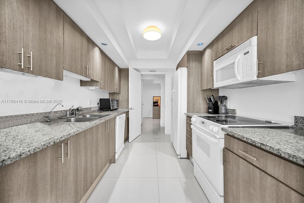 2708 3 / 3 1580 sq. ft. $ 2025-04-18 0 Photo