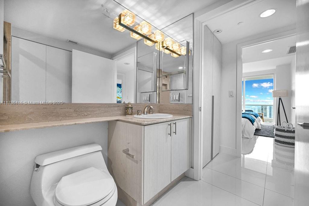 2708 3 / 3 1580 sq. ft. $ 2025-04-18 0 Photo