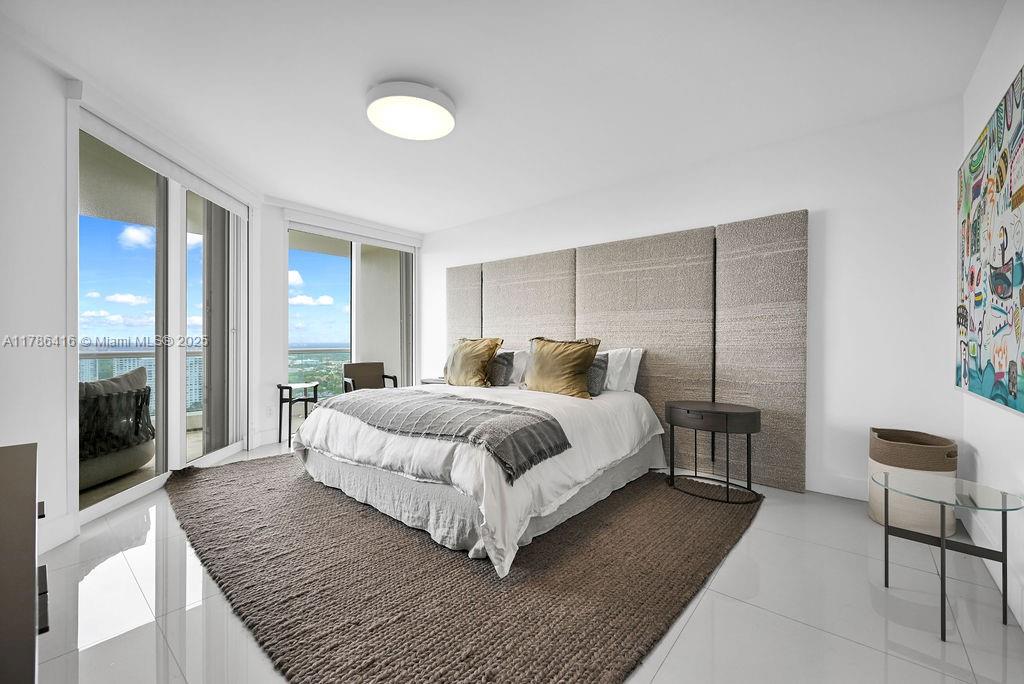 2708 3 / 3 1580 sq. ft. $ 2025-04-18 0 Photo