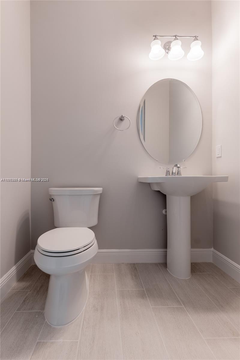 3701 5 / 3 2501 sq. ft. $ 2025-06-25 0 Photo