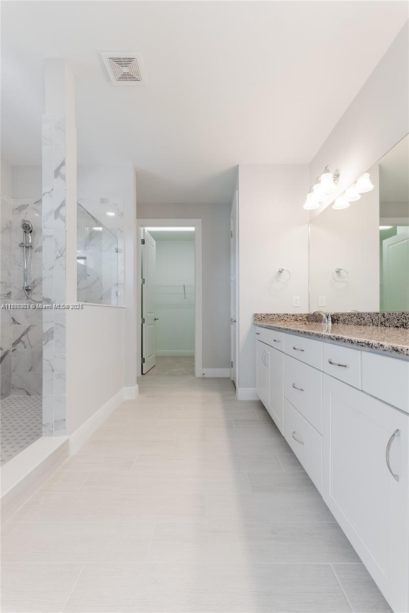 3701 5 / 3 2501 sq. ft. $ 2025-06-25 0 Photo