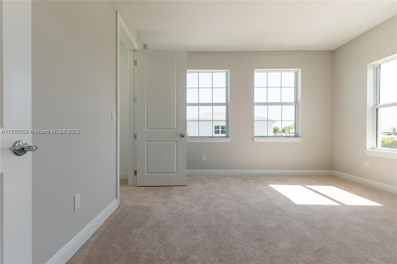 3701 5 / 3 2501 sq. ft. $ 2025-06-25 0 Photo