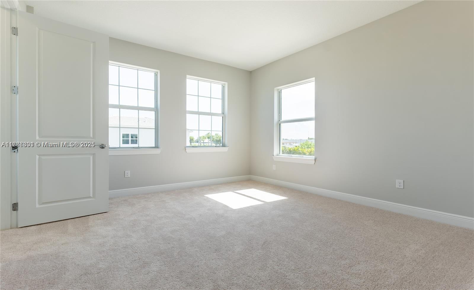 3701 5 / 3 2501 sq. ft. $ 2025-06-25 0 Photo