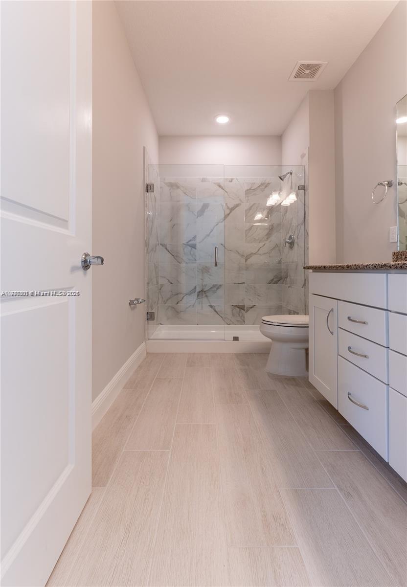 3701 5 / 3 2501 sq. ft. $ 2025-06-25 0 Photo