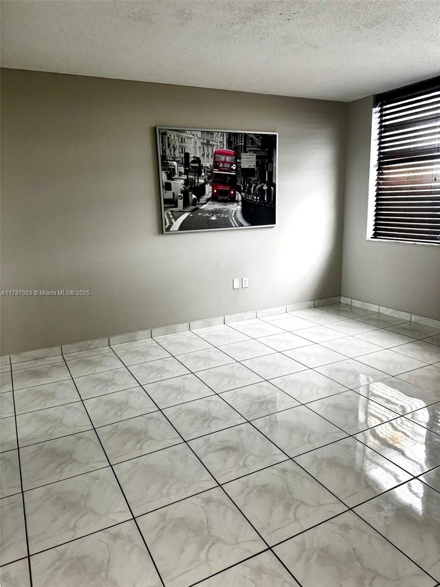 806-2 1 / 1 947 sq. ft. $ 2025-08-05 0 Photo