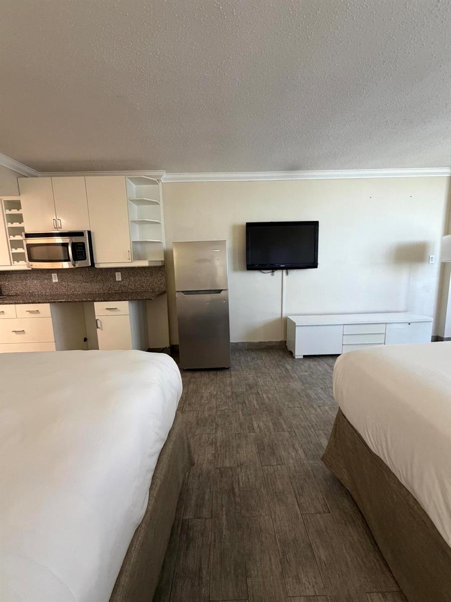 Photo of 19201 Collins , Sunny Isles Beach, Florida, 33160 - IMG_2478