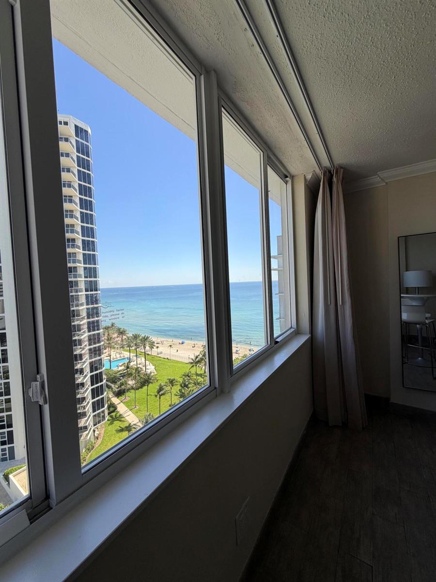 Photo of 19201 Collins , Sunny Isles Beach, Florida, 33160 - IMG_2470