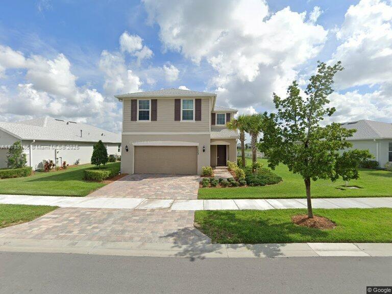 10484 3 / 3 2444 sq. ft. $ 2025-09-12 0 Photo