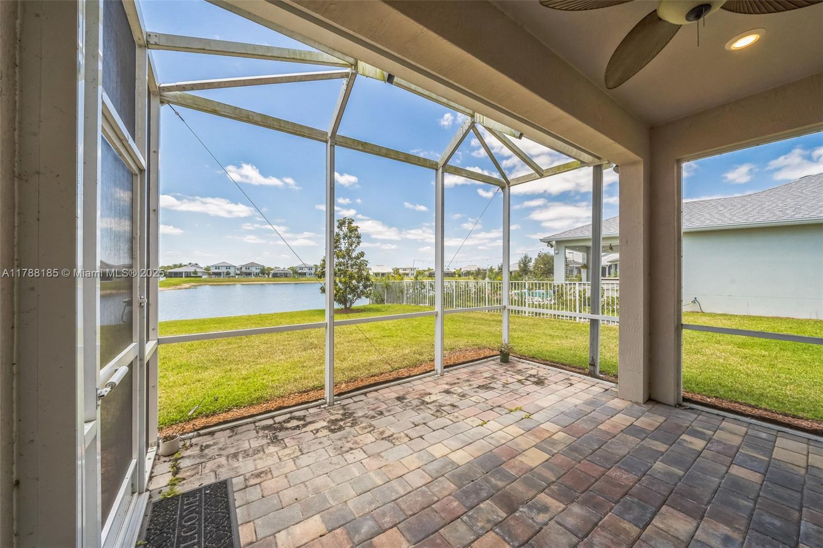 10484 3 / 3 2444 sq. ft. $ 2025-09-12 0 Photo