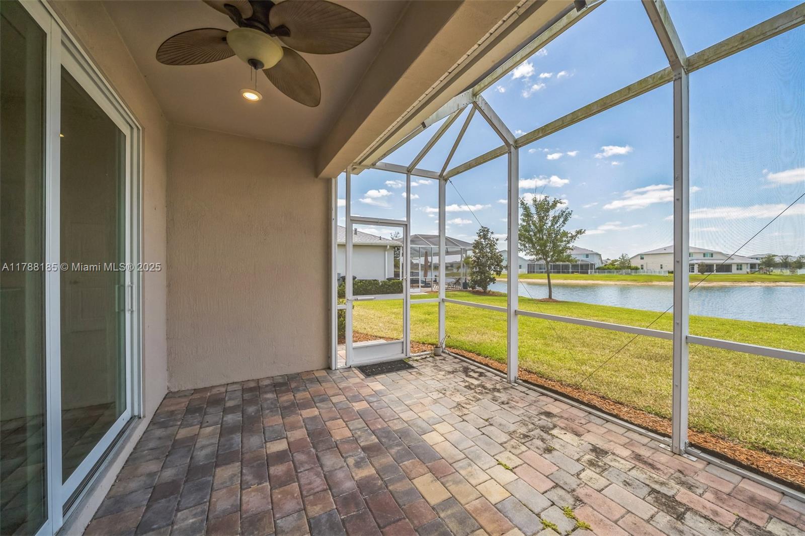 10484 3 / 3 2444 sq. ft. $ 2025-09-12 0 Photo