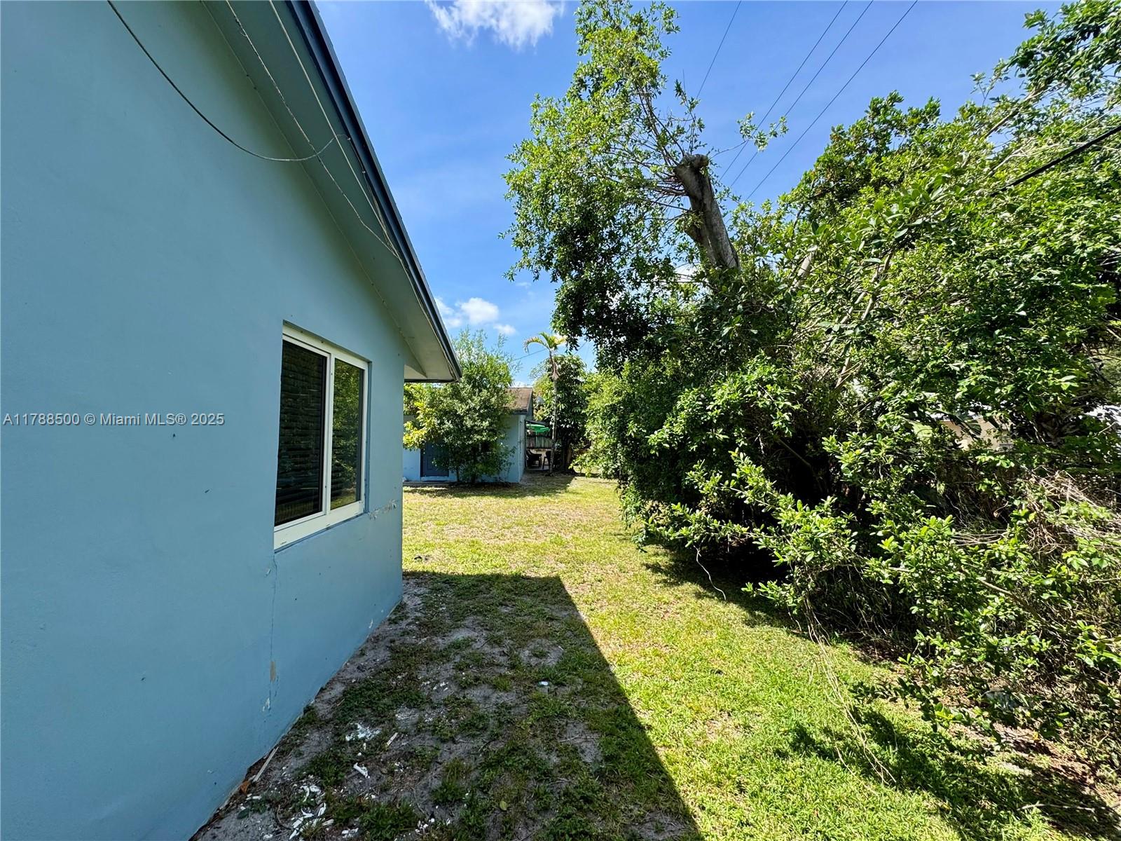 See details / 1728 sq. ft. $ 2025-04-22 0 Photo