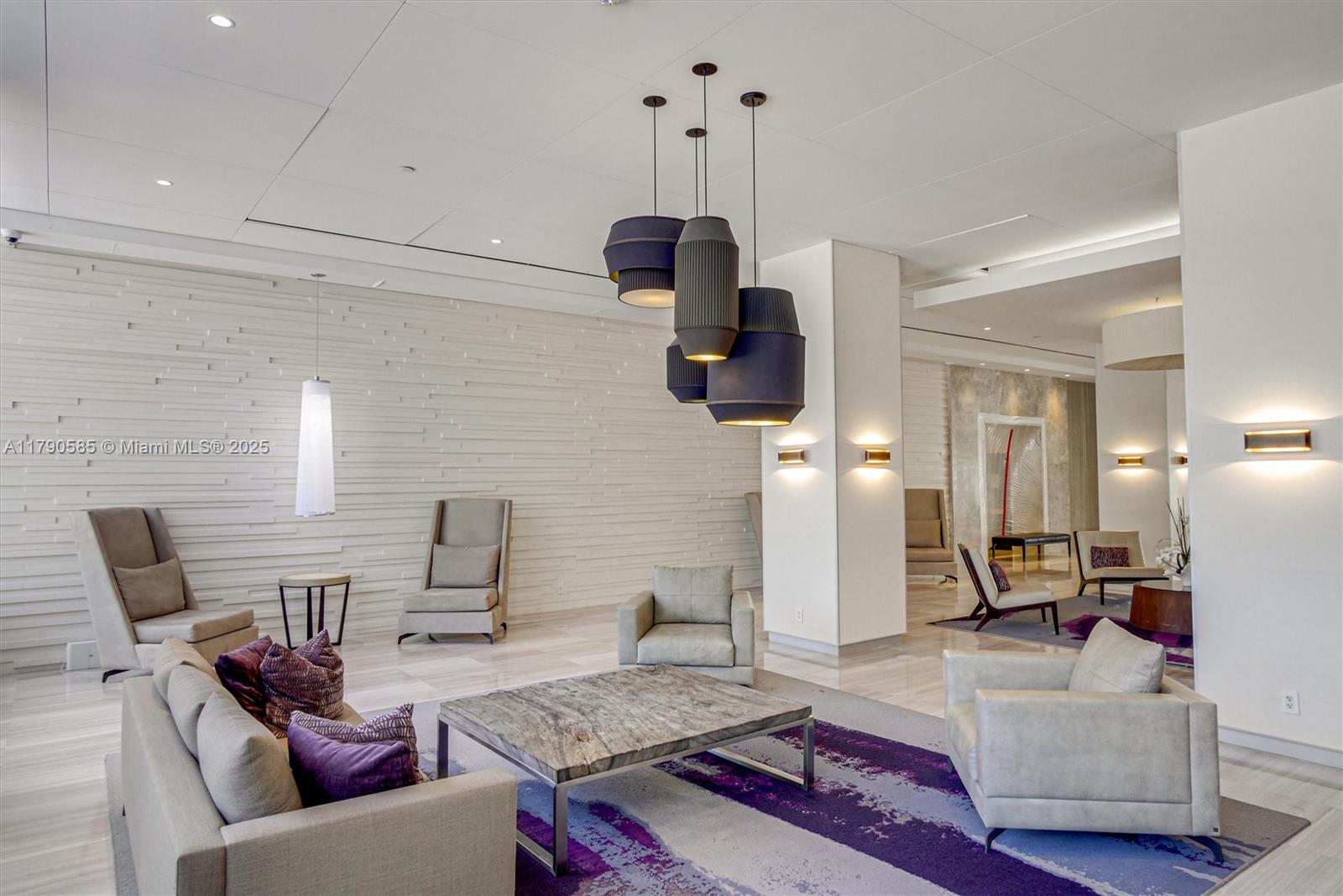 617 2 / 2 1521 sq. ft. $ 2025-05-14 0 Photo