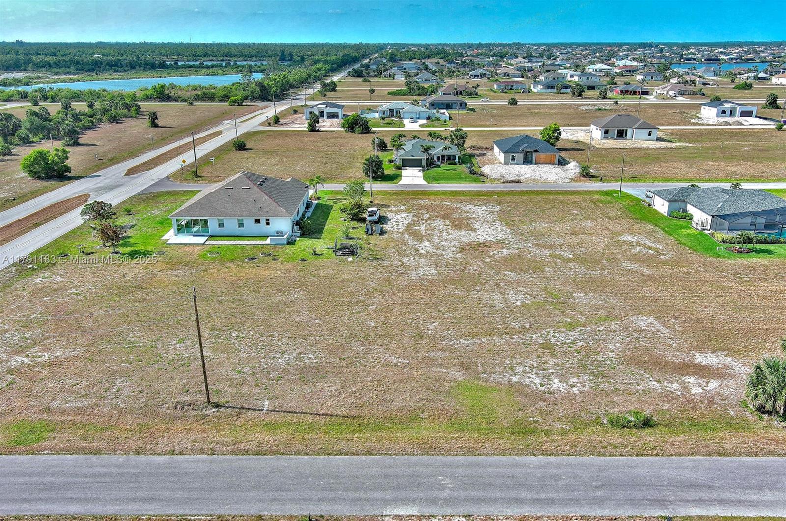 See details / sq. ft. $ 2026-03-03 0 Photo