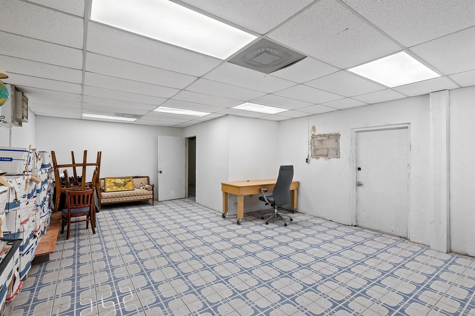 Ver detalles 804, 805 & 810 / 0 sq. ft. $ 2026-06-15 0 foto