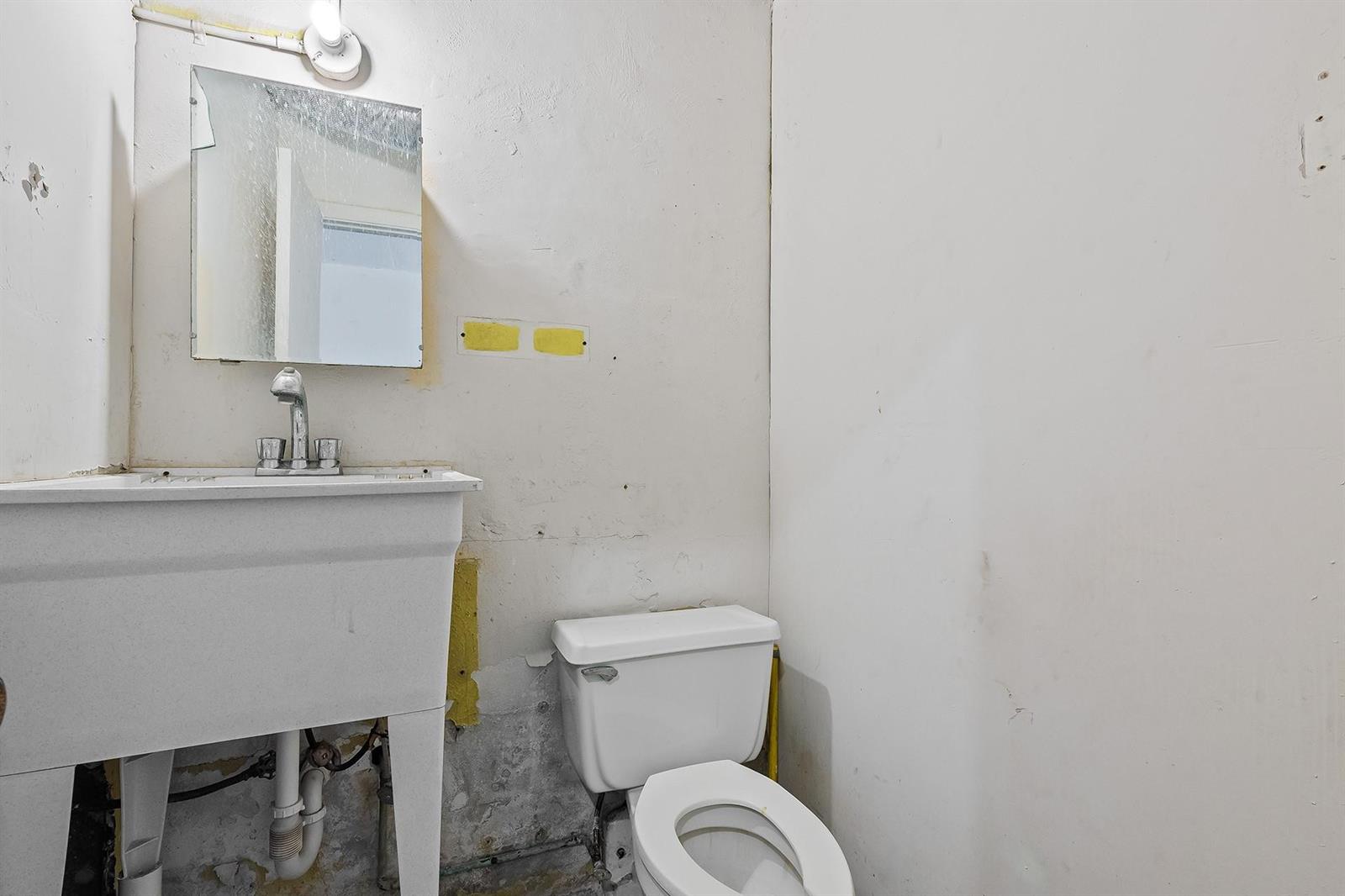 Ver detalles 804, 805 & 810 / 0 sq. ft. $ 2026-06-15 0 foto