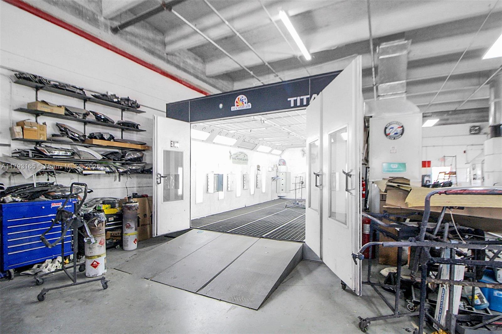 1-2-3-4-5-6-7-8-9-10-11-1  /   sq. ft. $ 2025-06-23 0 Photo