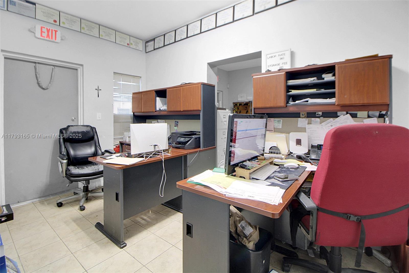 1-2-3-4-5-6-7-8-9-10-11-1  /   sq. ft. $ 2025-06-23 0 Photo