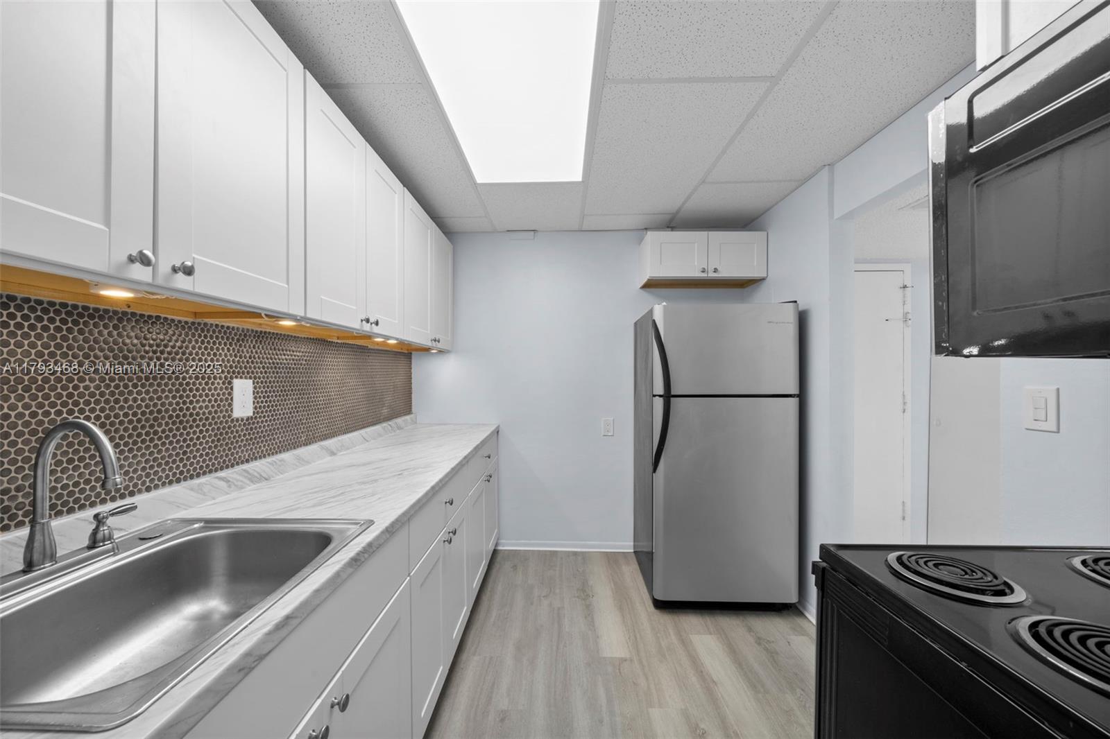 Photo of 851 Three Islands Blvd  #514, Hallandale Beach, Florida, 33009 - 