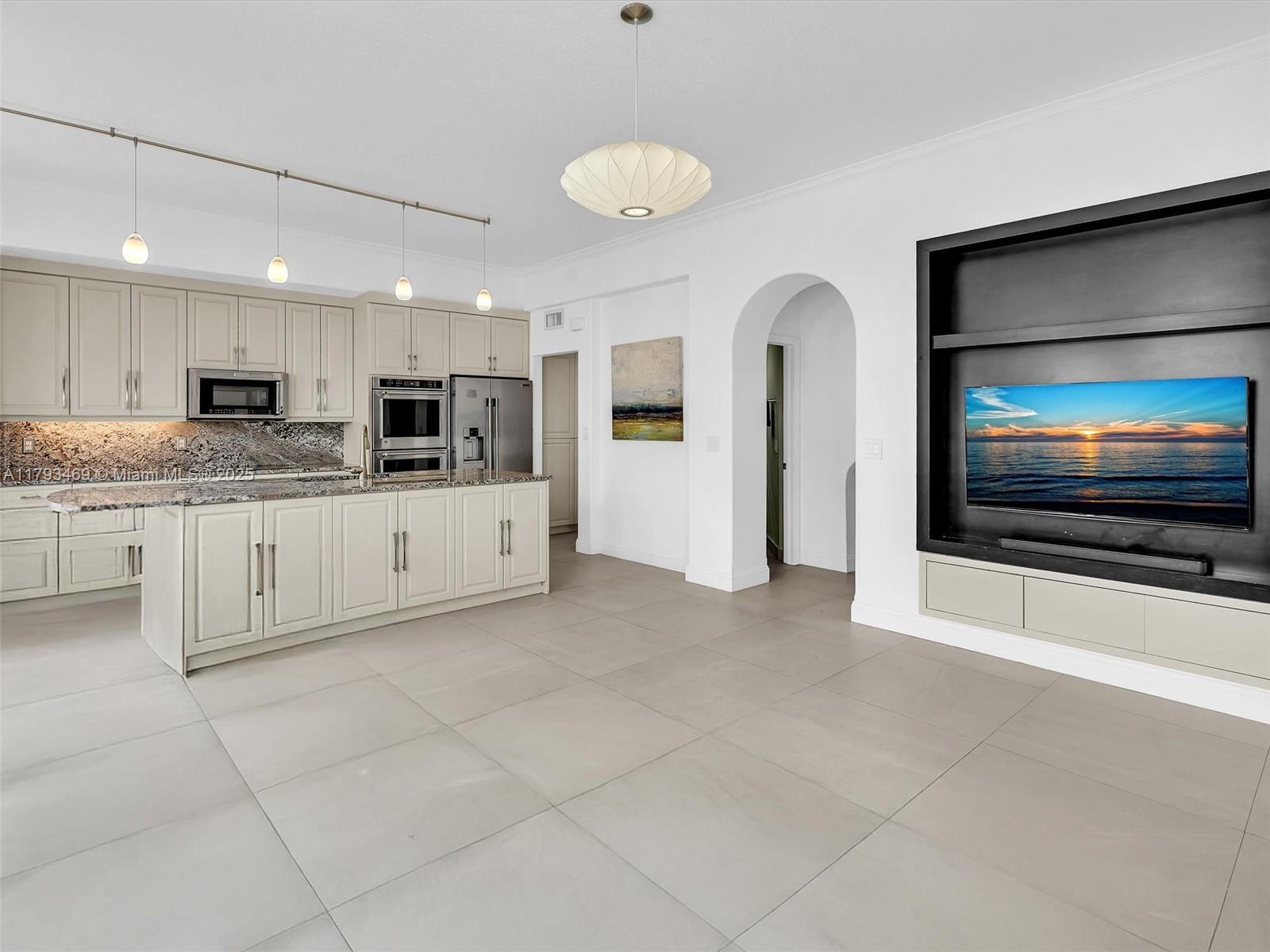 Photo of 3144 212th St  (3144), Aventura, Florida, 33180 - 