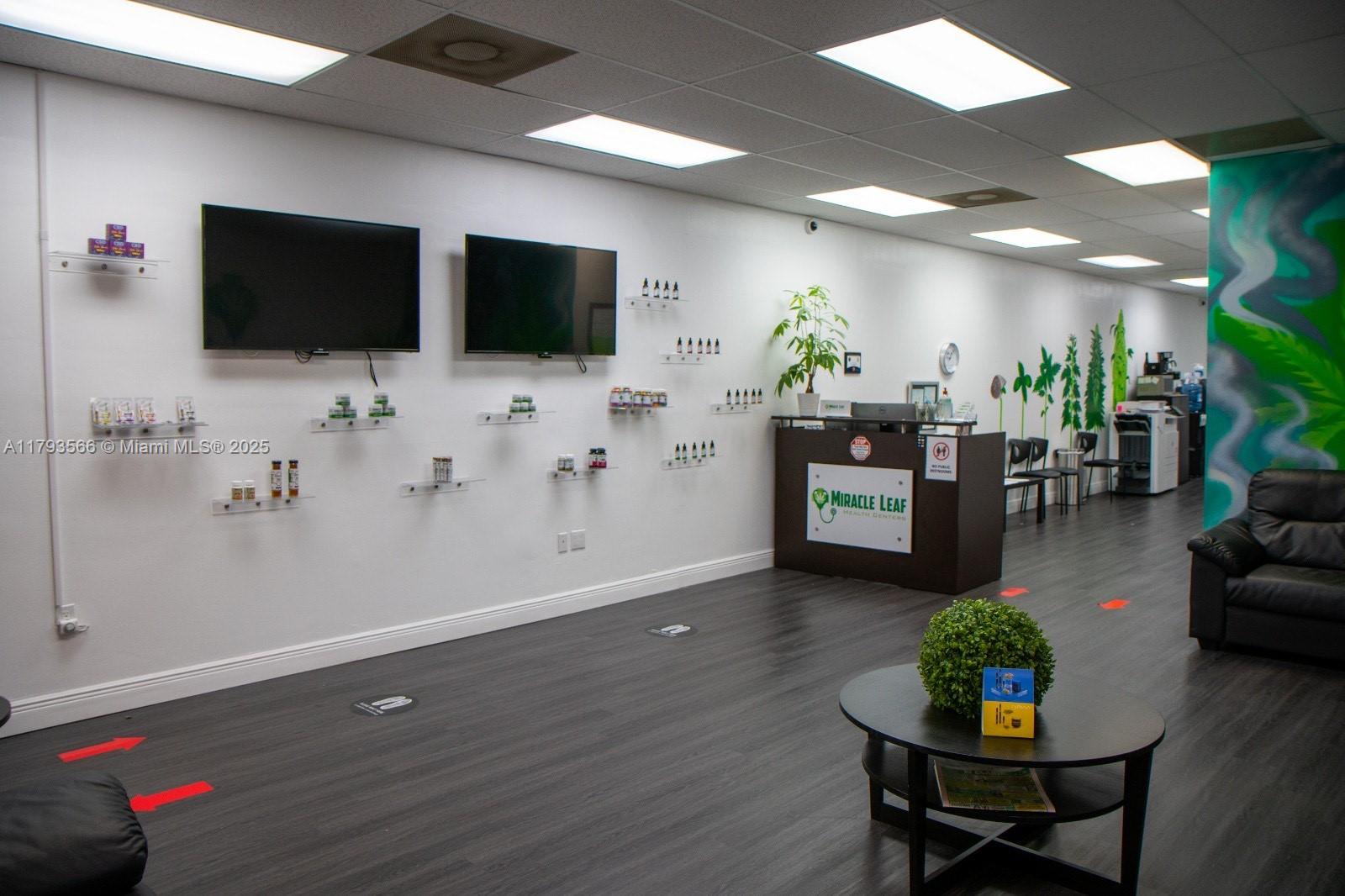 See details / sq. ft. $ 2025-04-30 0 Photo