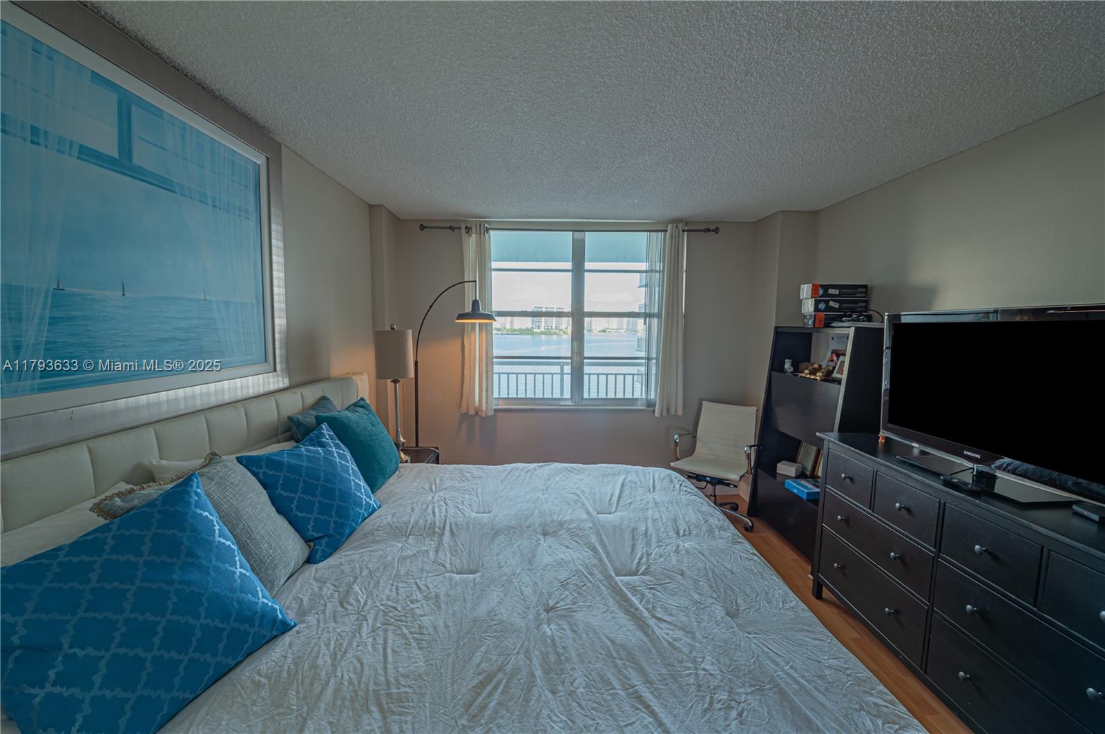 See details 401 2 / 2 1488 sq. ft. $ 2025-06-30 0 Photo