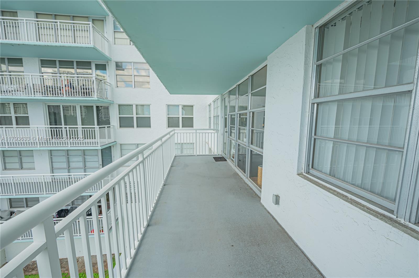 See details 401 2 / 2 1488 sq. ft. $ 2025-06-30 0 Photo