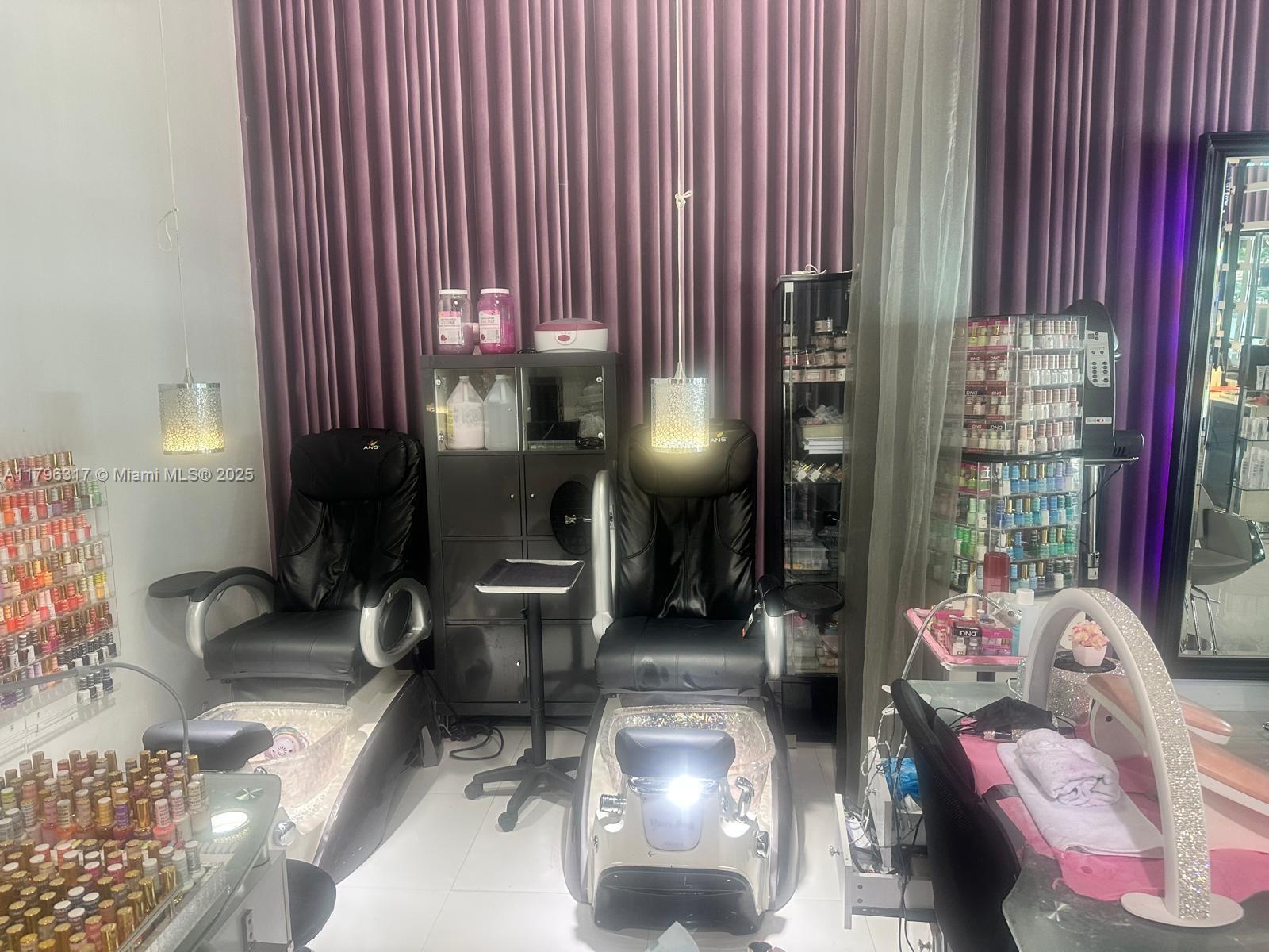 Подробнее / кв.футов $ 2025-05-04 0 Фото