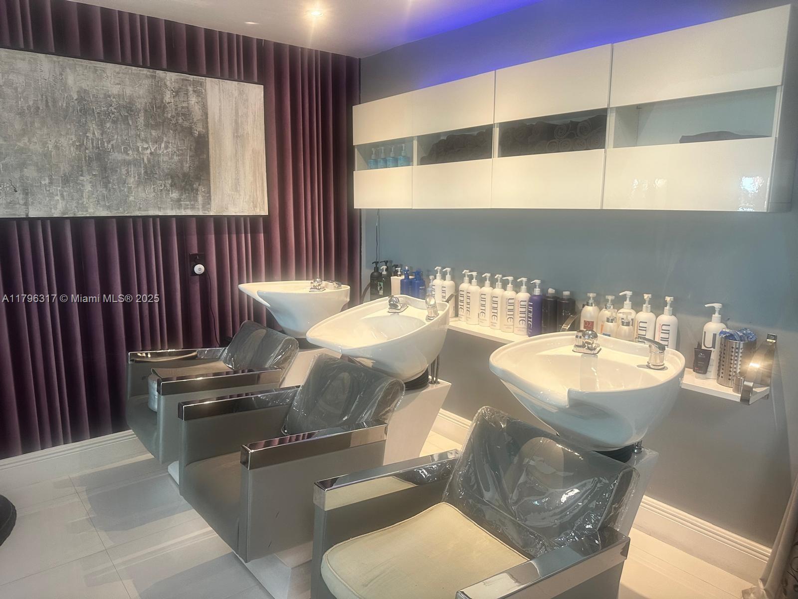 Подробнее / кв.футов $ 2025-05-04 0 Фото