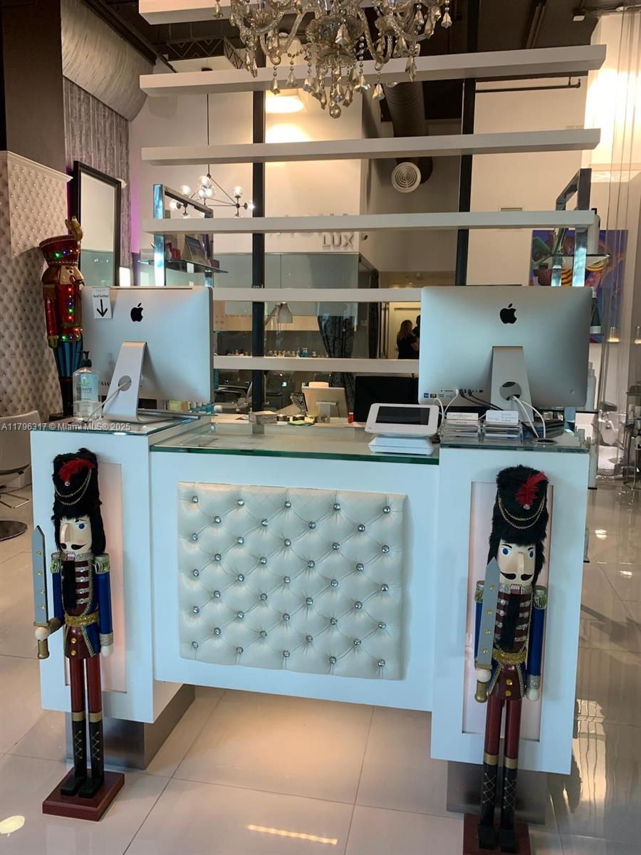 Подробнее / кв.футов $ 2025-05-04 0 Фото