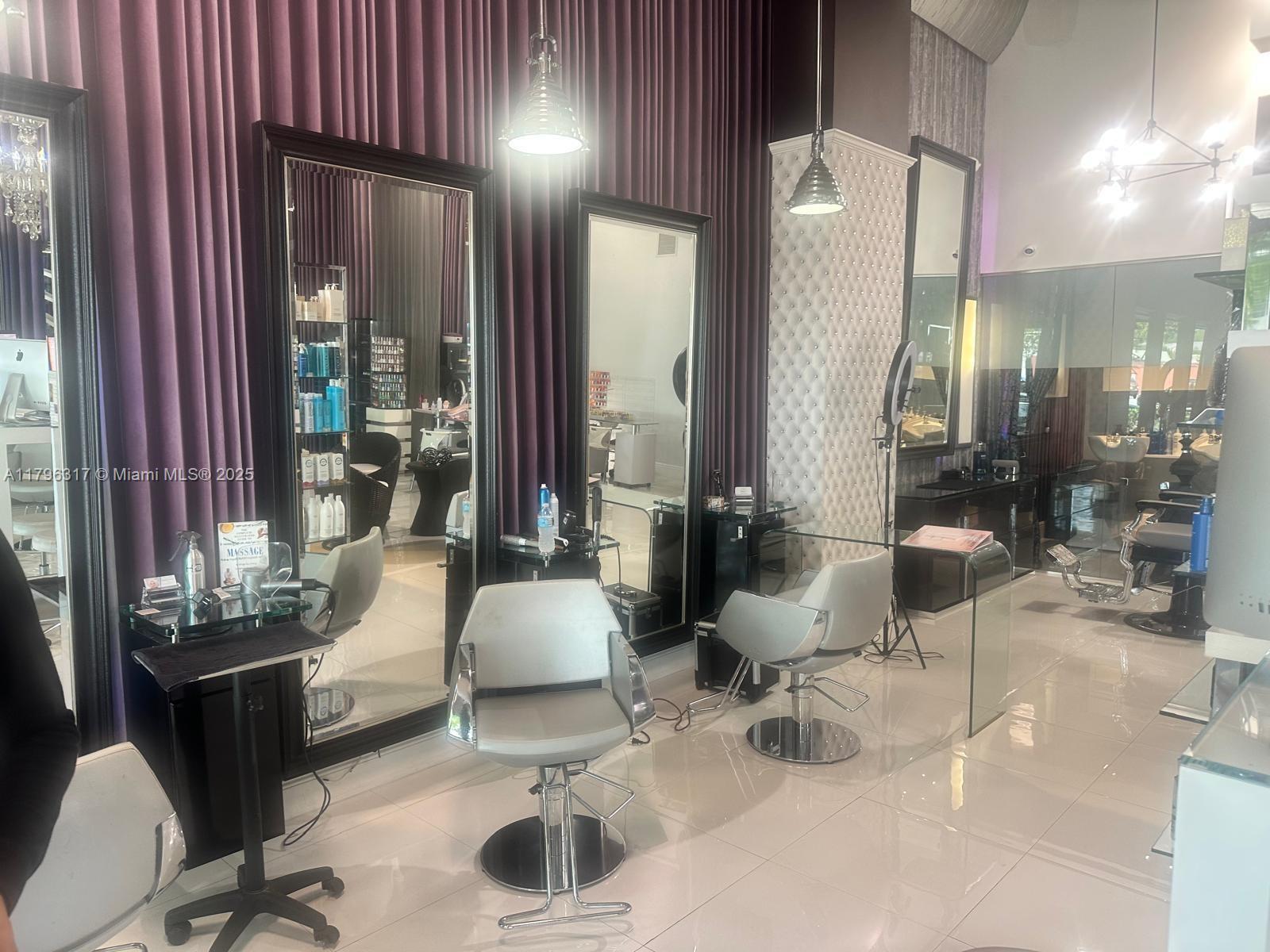 Подробнее / кв.футов $ 2025-05-04 0 Фото