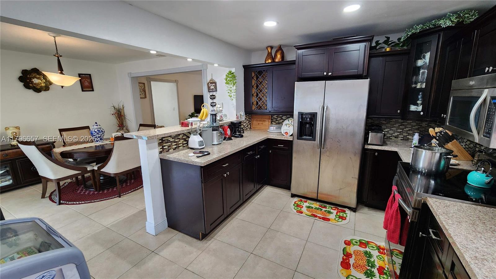 6881 3 / 2 1375 sq. ft. $ 2026-10-03 0 Photo