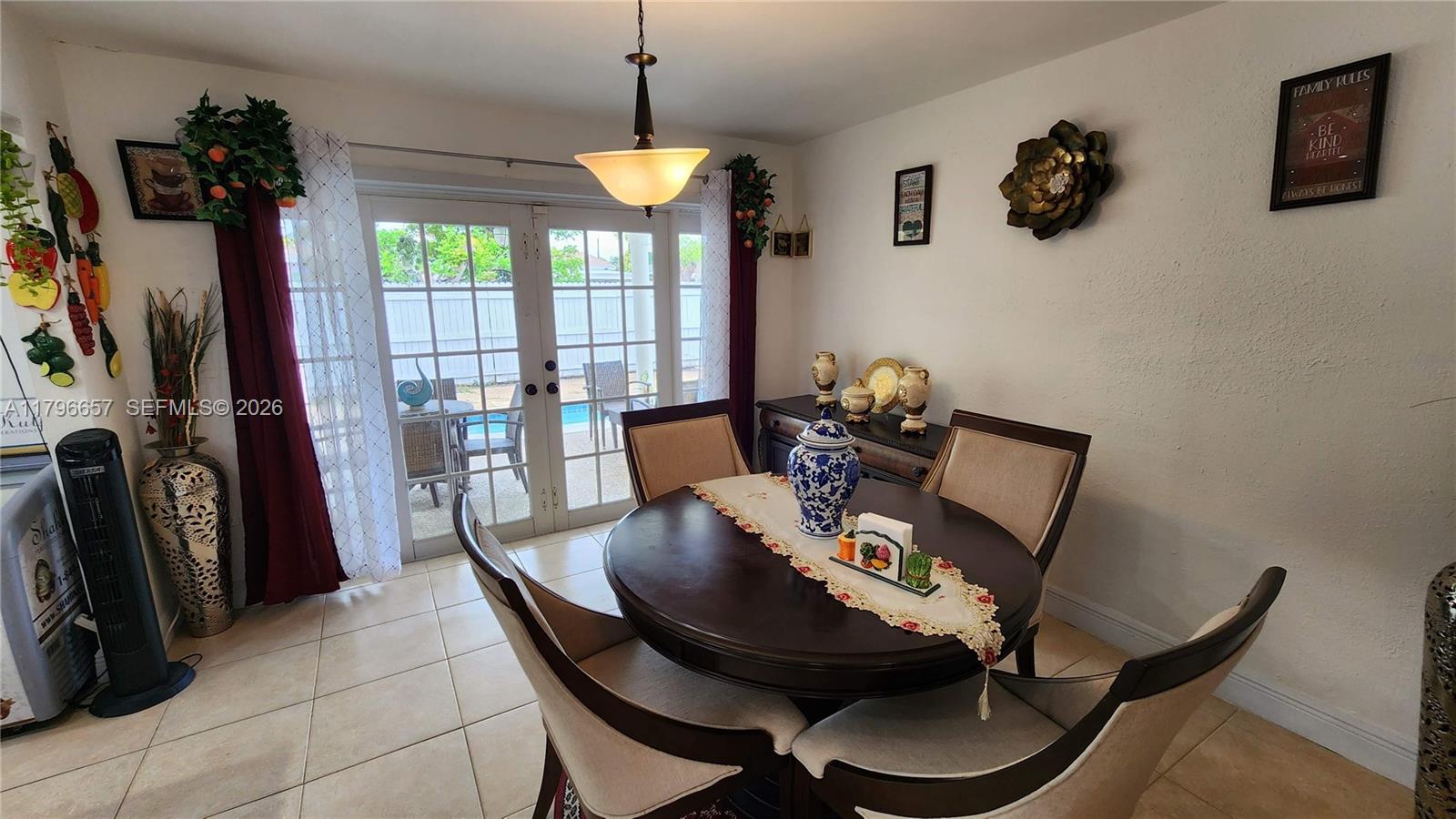 6881 3 / 2 1375 sq. ft. $ 2026-10-03 0 Photo