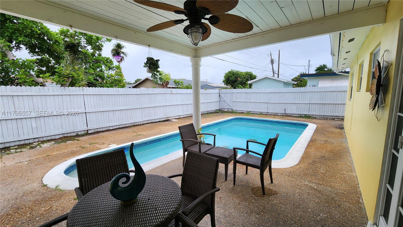 6881 3 / 2 1375 sq. ft. $ 2026-10-03 0 Photo