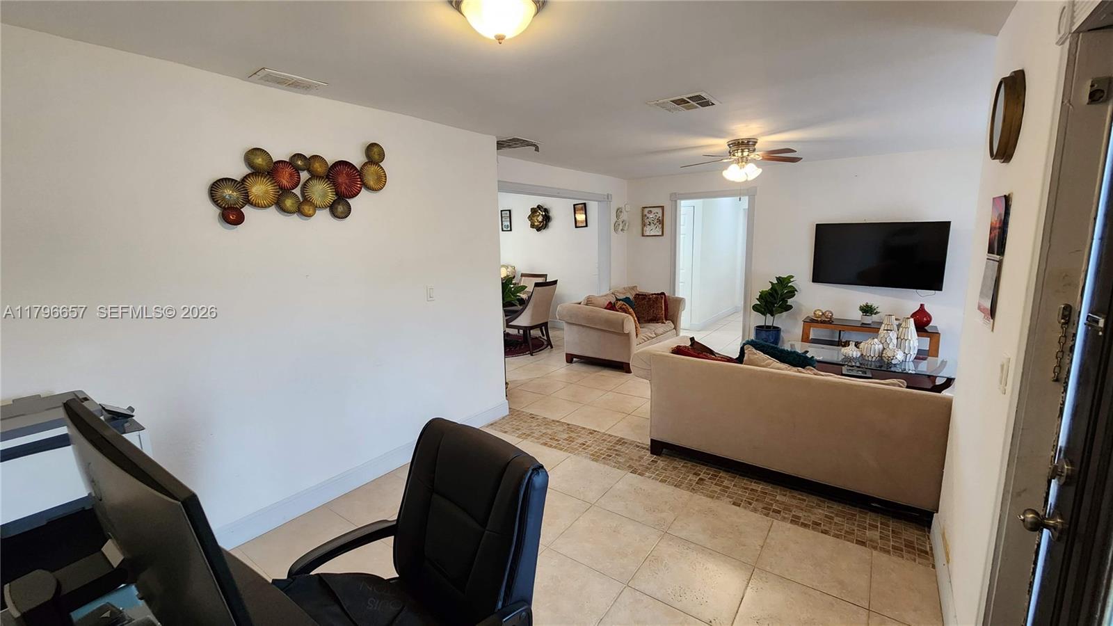 6881 3 / 2 1375 sq. ft. $ 2026-10-03 0 Photo